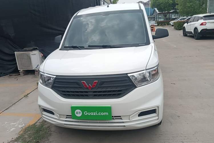 Used Wuling Hongguang V 2022 1.5L Jingqu Edition Electric-Assist LAR Front