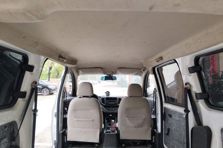 Used Wuling Hongguang V 2022 1.5L Jingqu Edition Electric-Assist LAR Headliner