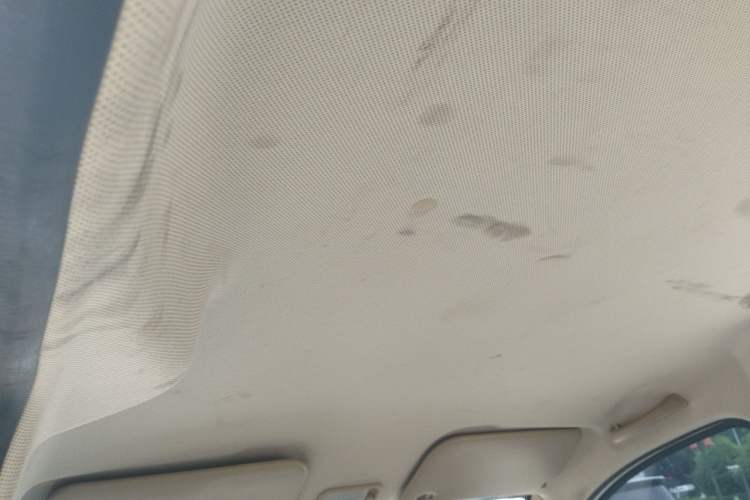 Used Wuling Hongguang V 2022 1.5L Jingqu Version Hydraulic Power Steering LAR Headliner