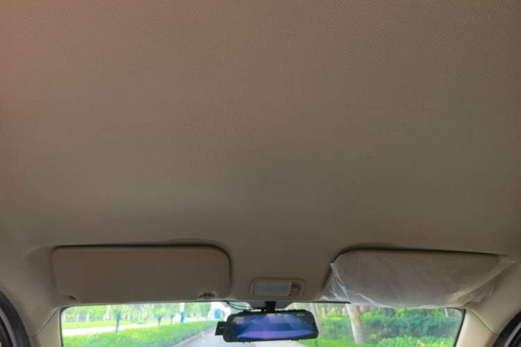 Used Wuling Hongguang V 2022 1.5L Jingqu Edition Electric-Assist LAR Headliner