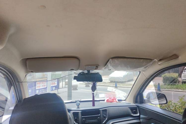 Used Wuling Hongguang V 2022 1.5L Jingqu Version Hydraulic Power Steering LAR Headliner