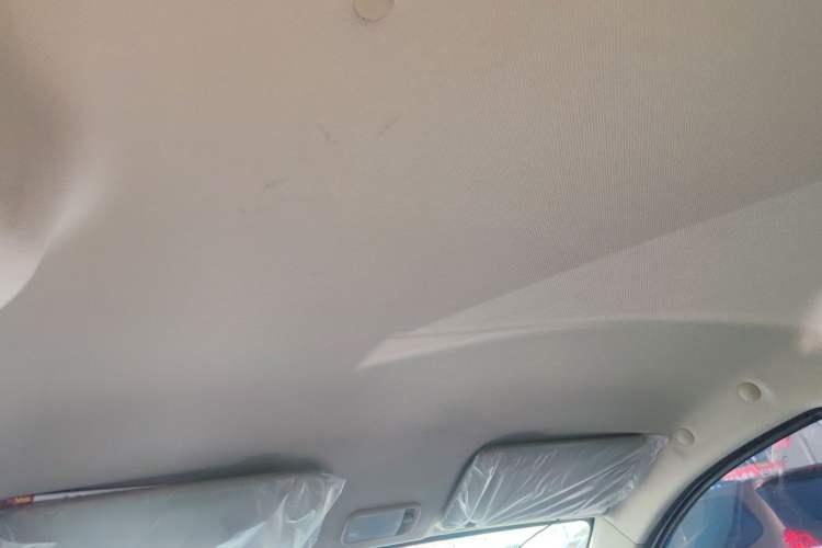 Used Wuling Hongguang V 2022 1.5L Jingqu Edition Electric-Assist LAR Headliner