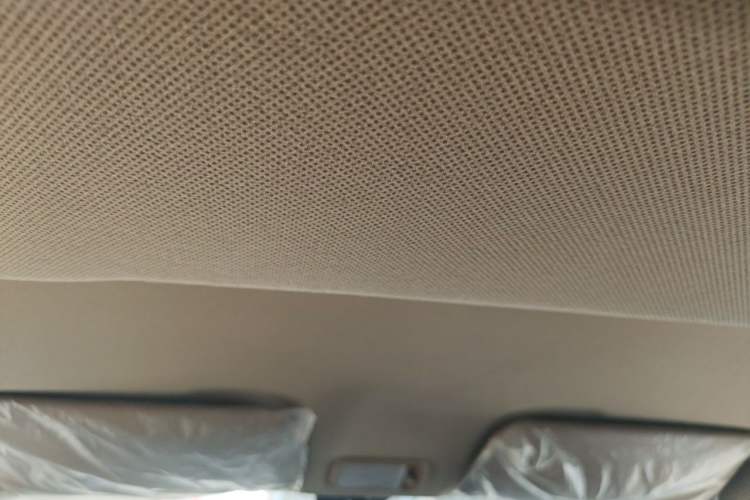 Used Wuling Hongguang V 2022 1.5L Enjoy Edition Hydraulic Power Steering LAR Headliner