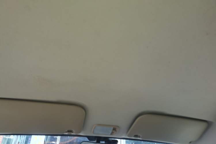 Used Wuling Hongguang V 2022 1.5L Jingqu Version Hydraulic Power Steering LAR Headliner