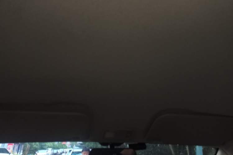 Used Wuling Hongguang V 2022 1.5L Jingqu Edition Electric-Assist LAR Headliner
