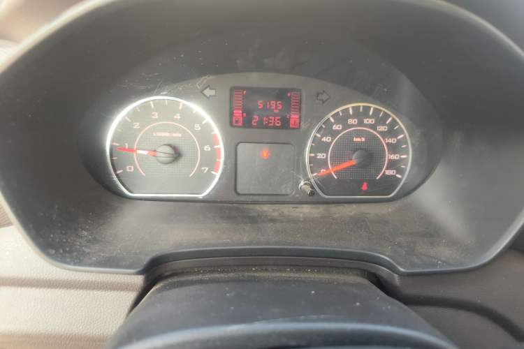 Used Wuling Hongguang V 2022 1.5L Jingqu Edition Electric-Assist LAR Instrument Cluster