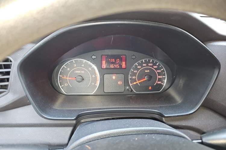 Used Wuling Hongguang V 2022 1.5L Jingqu Version Hydraulic Power Steering LAR Instrument Cluster