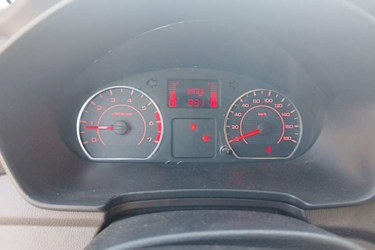 Used Wuling Hongguang V 2022 1.5L Jingqu Edition Electric-Assist LAR Instrument Cluster