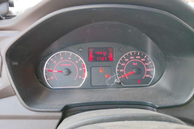 Used Wuling Hongguang V 2022 1.5L Jingqu Edition Electric-Assist LAR Instrument Cluster