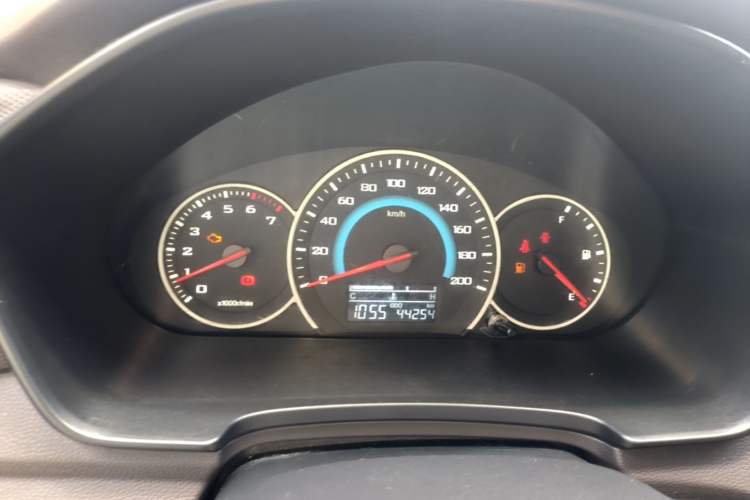 Used Wuling Hongguang V 2022 1.5L Enjoy Edition Electric-Powered LAR Instrument Cluster