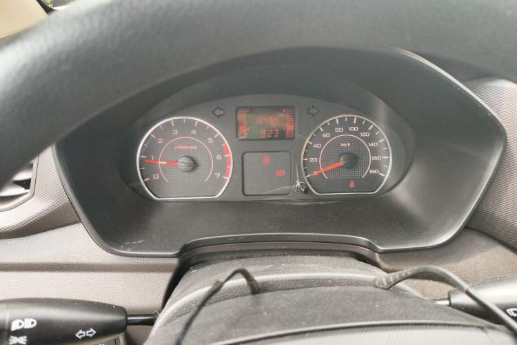 Used Wuling Hongguang V 2022 1.5L Jingqu Version Hydraulic Power Steering LAR Instrument Cluster