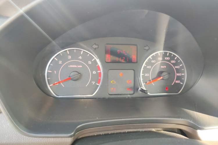 Used Wuling Hongguang V 2022 1.5L Jingqu Edition Electric-Assist LAR Instrument Cluster