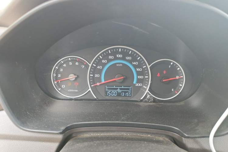 Used Wuling Hongguang V 2022 1.5L Enjoy Edition Hydraulic Power Steering LAR Instrument Cluster