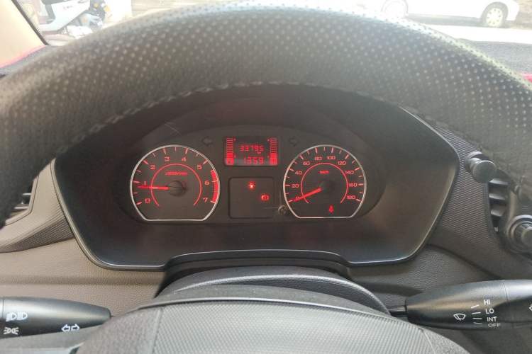 Used Wuling Hongguang V 2022 1.5L Jingqu Edition Electric-Assist LAR Instrument Cluster