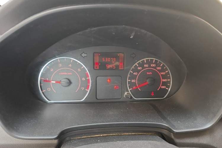 Used Wuling Hongguang V 2022 1.5L Jingqu Version Hydraulic Power Steering LAR Instrument Cluster