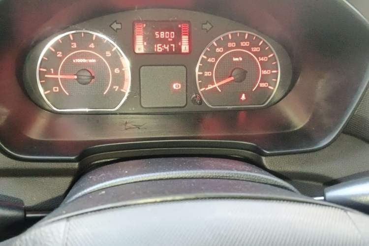 Used Wuling Hongguang V 2022 1.5L Jingqu Edition Electric-Assist LAR Instrument Cluster