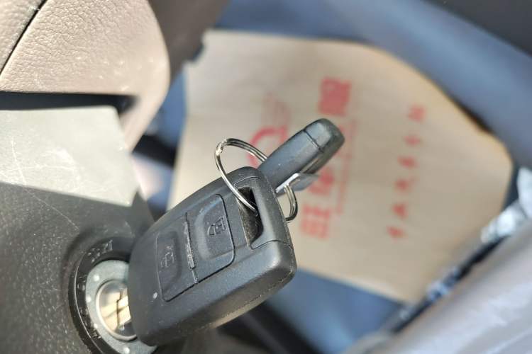 Used Wuling Hongguang V 2022 1.5L Jingqu Edition Electric-Assist LAR Interior 1