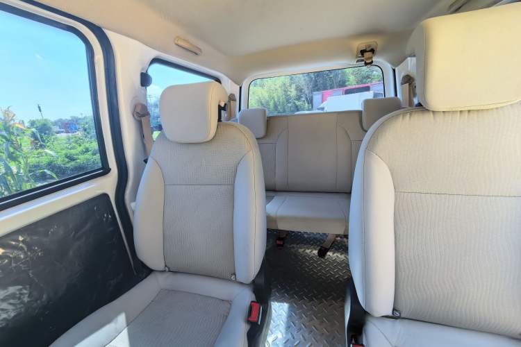 Used Wuling Hongguang V 2022 1.5L Enjoy Edition Hydraulic Power Steering LAR Interior 7