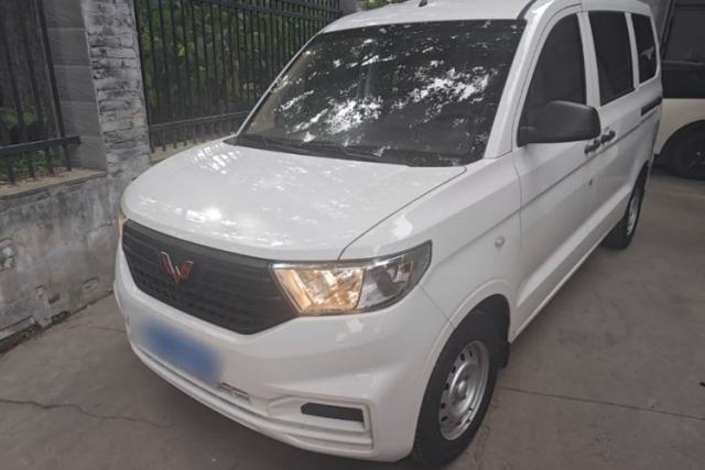 Used Wuling Hongguang V 2022 1.5L Jingqu Version Hydraulic Power Steering LAR