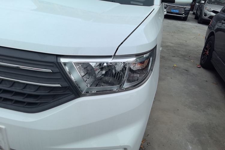 Used Wuling Hongguang V 2022 1.5L Enjoy Edition Hydraulic Power Steering LAR Left Front Headlight