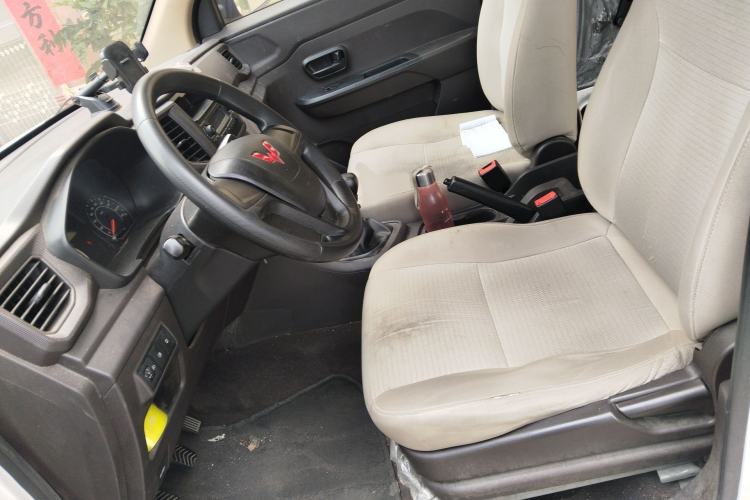 Used Wuling Hongguang V 2022 1.5L Jingqu Edition Electric-Assist LAR Left Front Seat