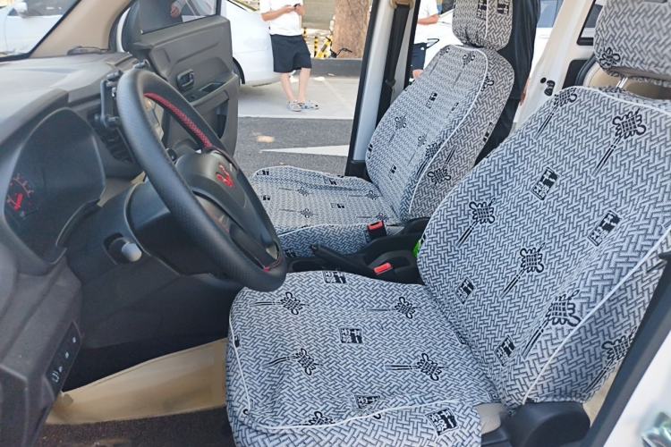 Used Wuling Hongguang V 2022 1.5L Jingqu Edition Electric-Assist LAR Left Front Seat