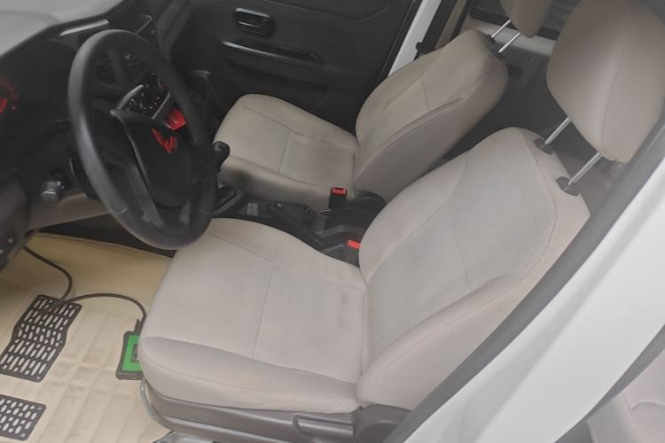 Used Wuling Hongguang V 2022 1.5L Jingqu Version Hydraulic Power Steering LAR Left Front Seat