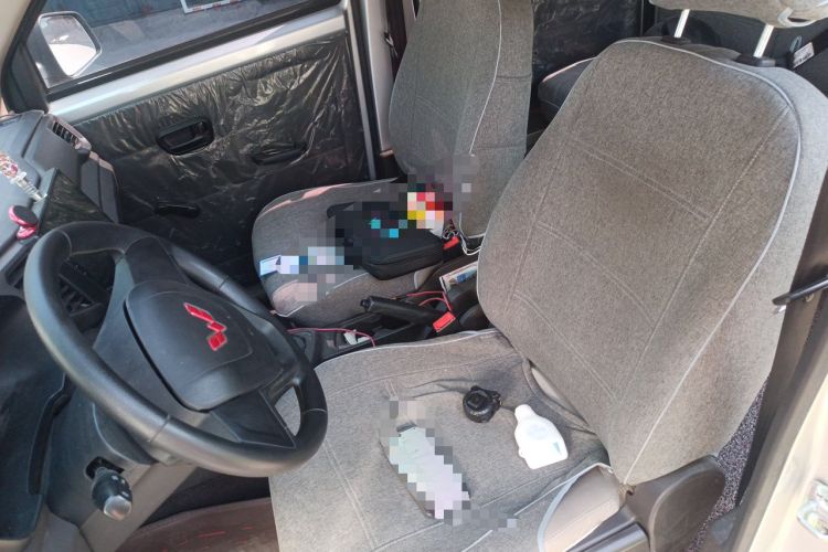 Used Wuling Hongguang V 2022 1.5L Jingqu Version Hydraulic Power Steering LAR Left Front Seat