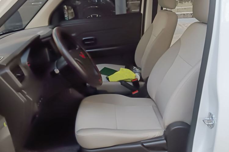 Used Wuling Hongguang V 2022 1.5L Jingqu Edition Electric-Assist LAR Left Front Seat