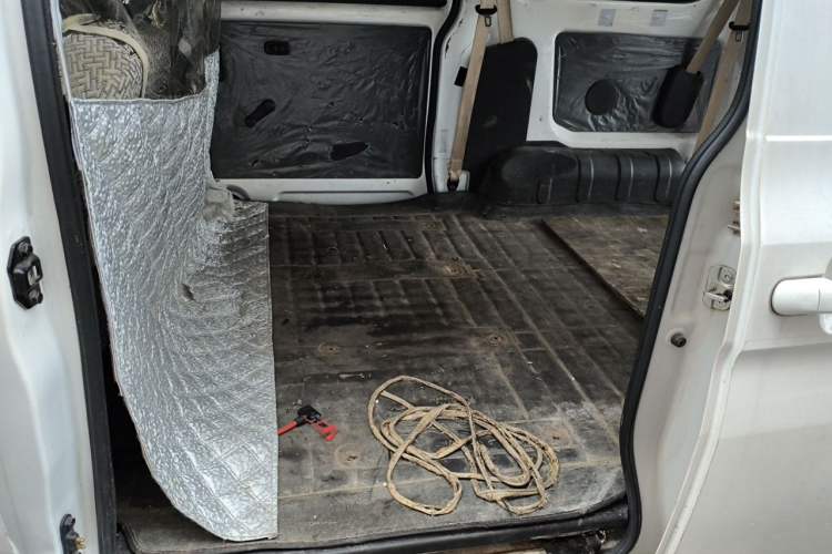 Used Wuling Hongguang V 2022 1.5L Enjoy Edition Hydraulic Power Steering LAR Left Rear Seat