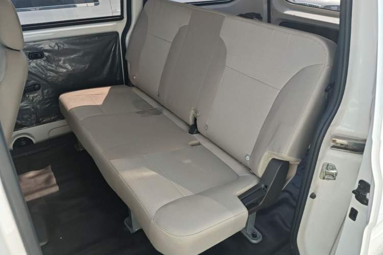 Used Wuling Hongguang V 2022 1.5L Jingqu Edition Electric-Assist LAR Left Rear Seat