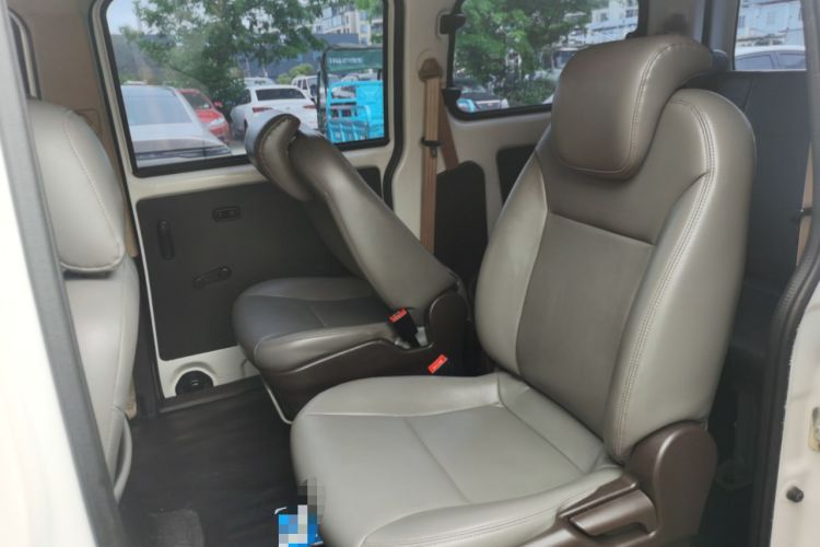 Used Wuling Hongguang V 2022 1.5L Enjoy Edition Electric-Powered LAR Left Rear Seat