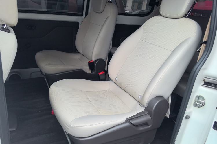 Used Wuling Hongguang V 2022 1.5L Enjoy Edition Hydraulic Power Steering LAR Left Rear Seat