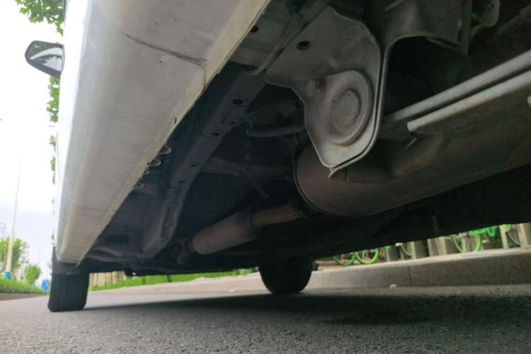 Used Wuling Hongguang V 2022 1.5L Jingqu Edition Electric-Assist LAR Left Side Sill