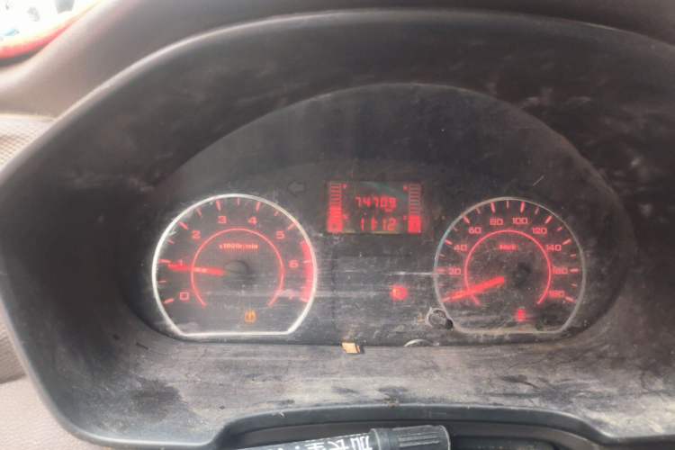 Used Wuling Hongguang V 2022 1.5L Jingqu Version Hydraulic Power Steering LAR Odometer Close Up