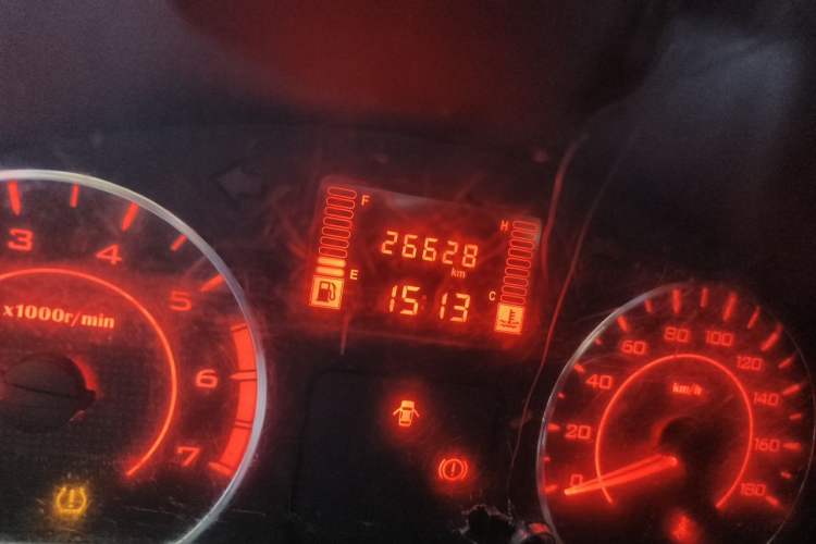 Used Wuling Hongguang V 2022 1.5L Jingqu Version Hydraulic Power Steering LAR Odometer Close Up
