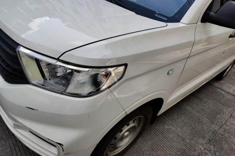 Used Wuling Hongguang V 2022 1.5L Jingqu Version Hydraulic Power Steering LAR Right Front Headlight