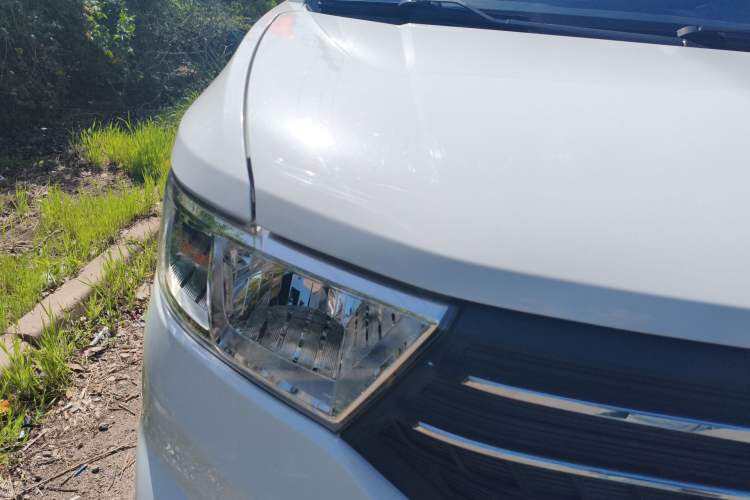 Used Wuling Hongguang V 2022 1.5L Jingqu Version Hydraulic Power Steering LAR Right Front Headlight