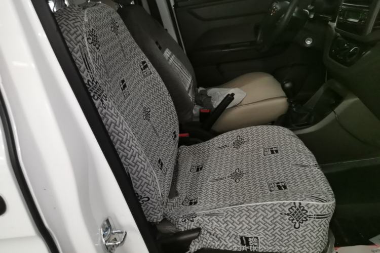 Used Wuling Hongguang V 2022 1.5L Jingqu Edition Electric-Assist LAR Right Front Seat