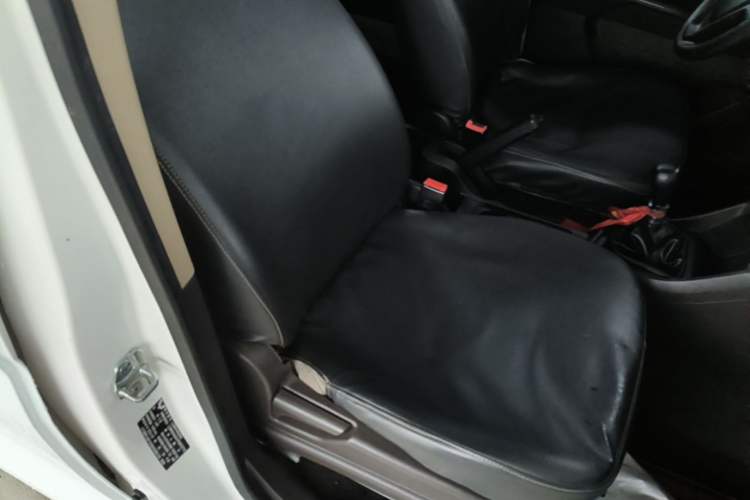 Used Wuling Hongguang V 2022 1.5L Enjoy Edition Electric-Powered LAR Right Front Seat