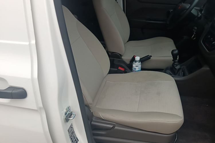 Used Wuling Hongguang V 2022 1.5L Jingqu Edition Electric-Assist LAR Right Front Seat