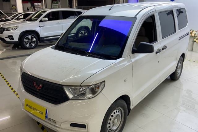 Used Wuling Hongguang V 2022 1.5L Jingqu Edition Electric-Assist LAR