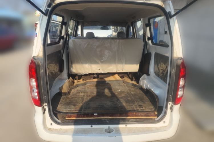 Used Wuling Hongguang V 2022 1.5L Jingqu Edition Electric-Assist LAR Trunk