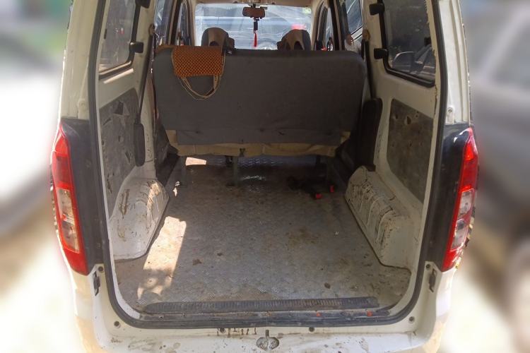 Used Wuling Hongguang V 2022 1.5L Jingqu Version Hydraulic Power Steering LAR Trunk