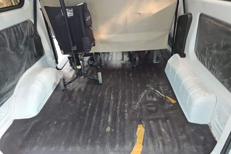 Used Wuling Hongguang V 2022 1.5L Jingqu Version Hydraulic Power Steering LAR Trunk
