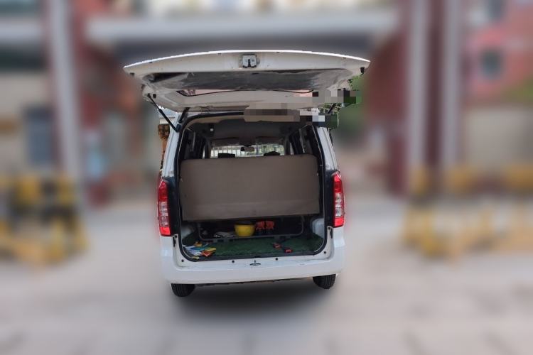 Used Wuling Hongguang V 2022 1.5L Jingqu Version Hydraulic Power Steering LAR Trunk