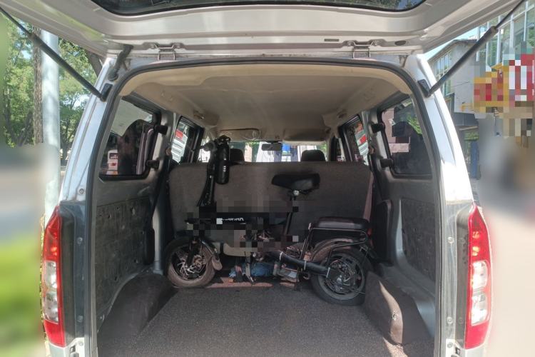 Used Wuling Hongguang V 2022 1.5L Jingqu Version Hydraulic Power Steering LAR Trunk