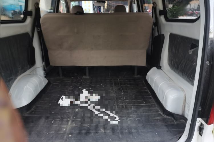 Used Wuling Hongguang V 2022 1.5L Jingqu Version Hydraulic Power Steering LAR Trunk