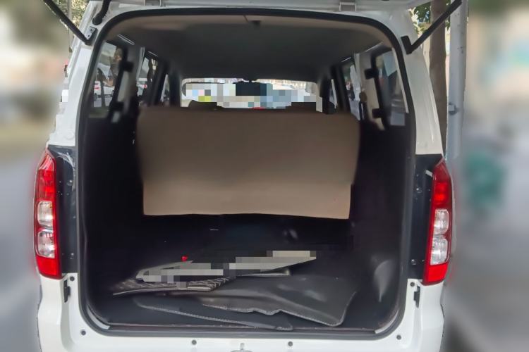 Used Wuling Hongguang V 2022 1.5L Jingqu Edition Electric-Assist LAR Trunk
