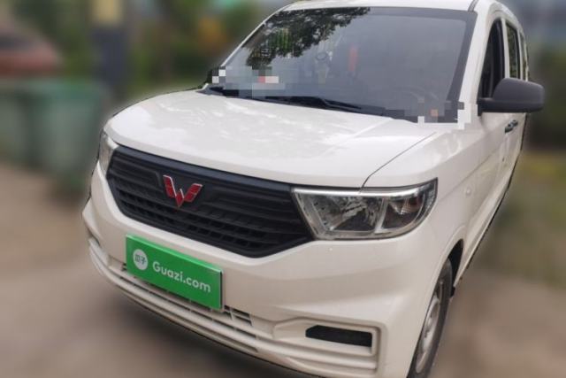 Used Wuling Hongguang V 2022 1.5L Jingqu Version Hydraulic Power Steering LAR